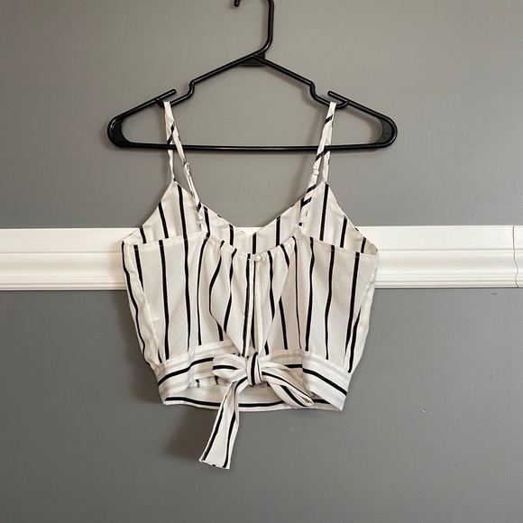 SHEIN Striped Tank - Picture 4 of 4